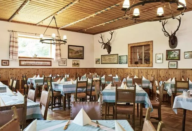 Hotelli Post Mauterndorf Og