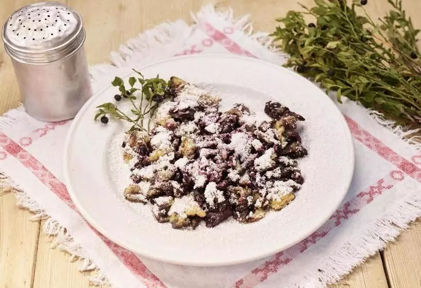 Hotelli Post Mauterndorf Og