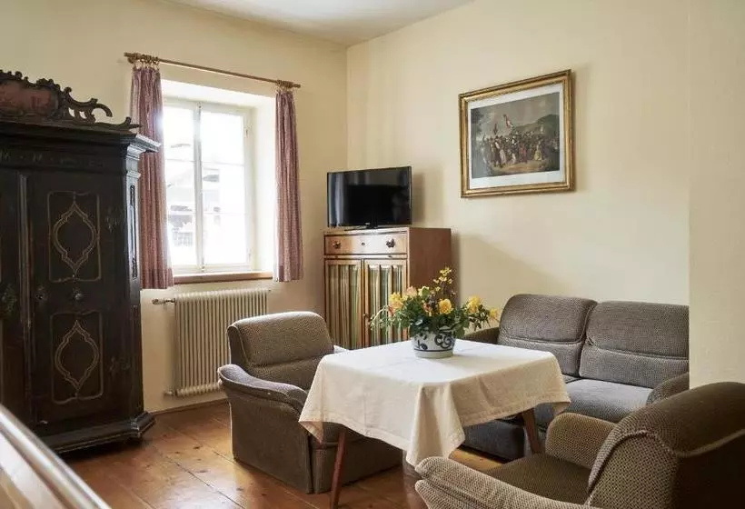 Hotelli Post Mauterndorf Og