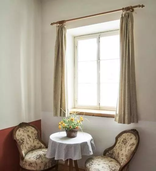 Hotelli Post Mauterndorf Og