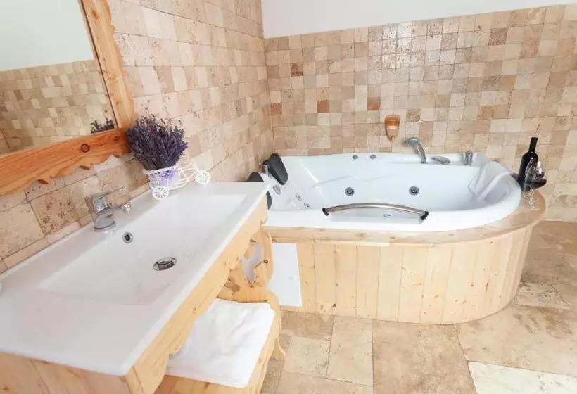 Majatalo Casa Belcin Spa&retreat