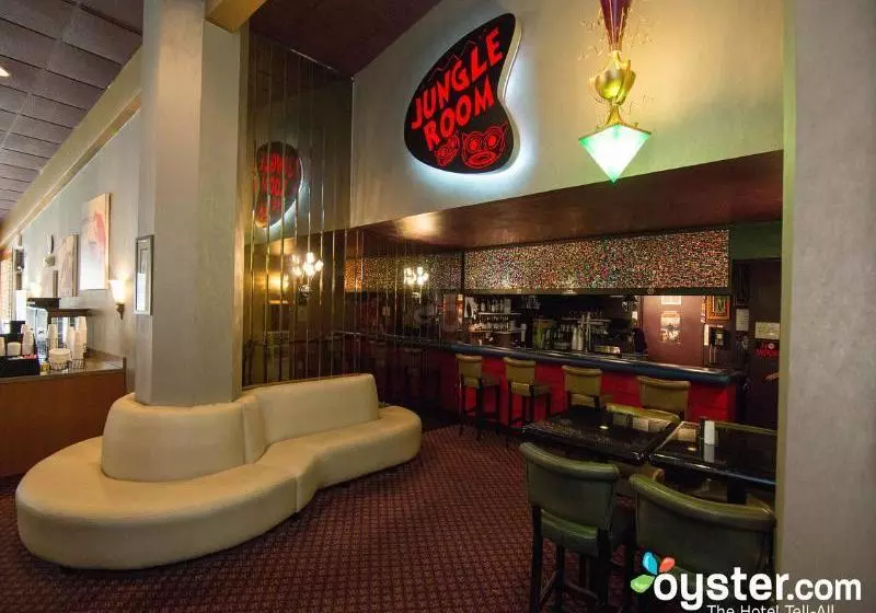 Elvis Presley S Heartbreak Hotel