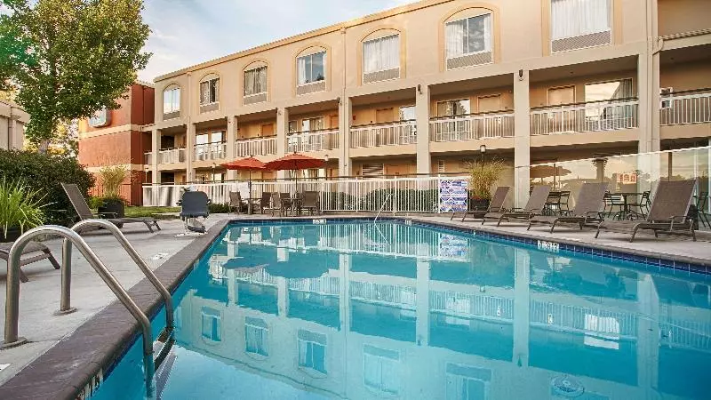 Otel Best Western Plus Rancho Cordova Inn