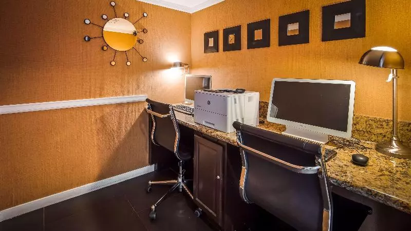 Otel Best Western Plus Rancho Cordova Inn