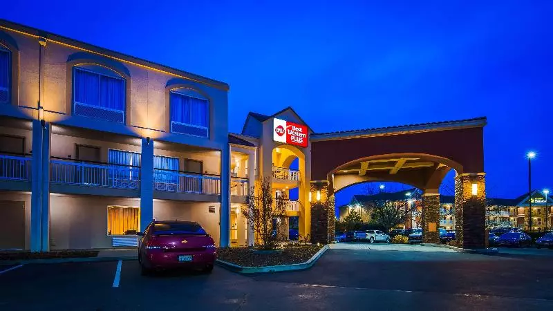 Otel Best Western Plus Rancho Cordova Inn
