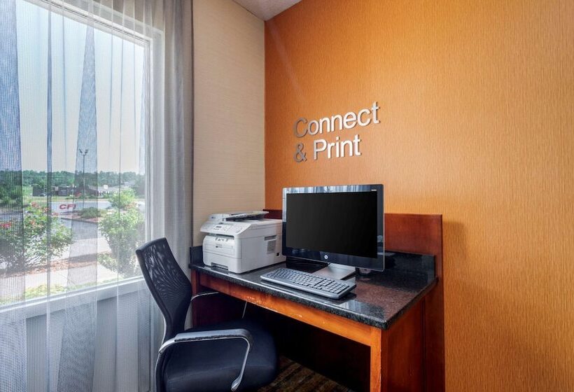Hotel Comfort Inn & Suites