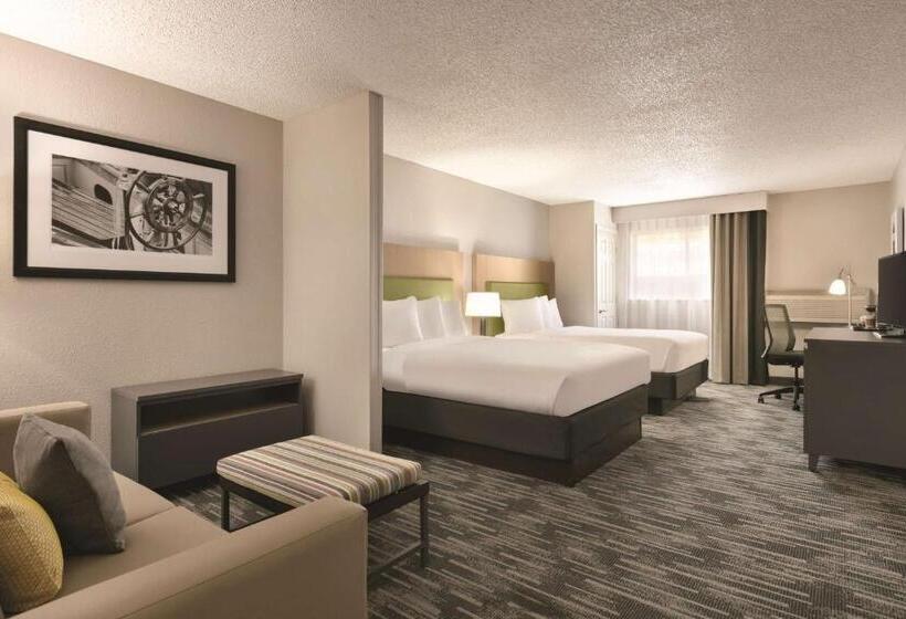 Otel Country Inn & Suites By Radisson, Port Clinton, Oh