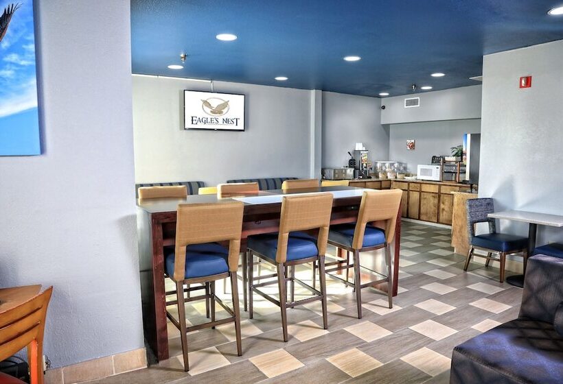 فندق Eagles Nest Inn