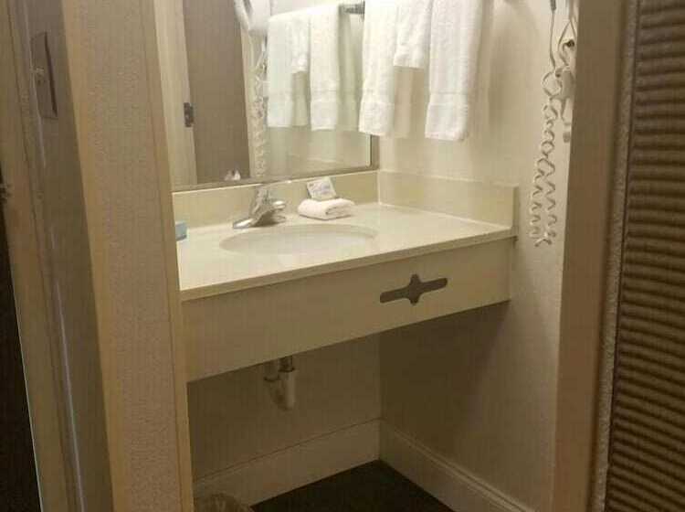 فندق Eagles Nest Inn