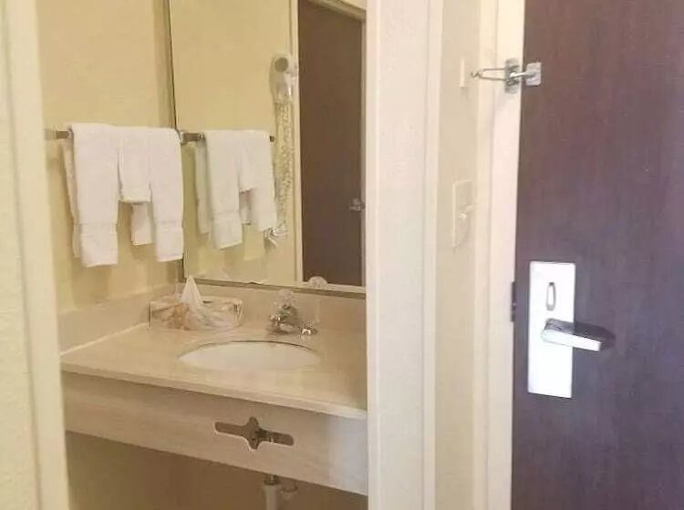 호텔 Eagles Nest Inn