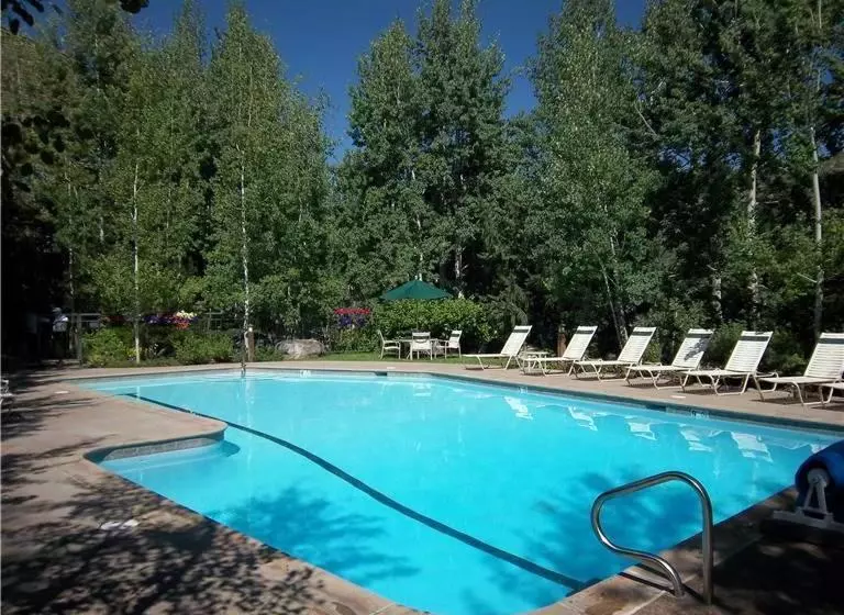 Enclave Condominiums