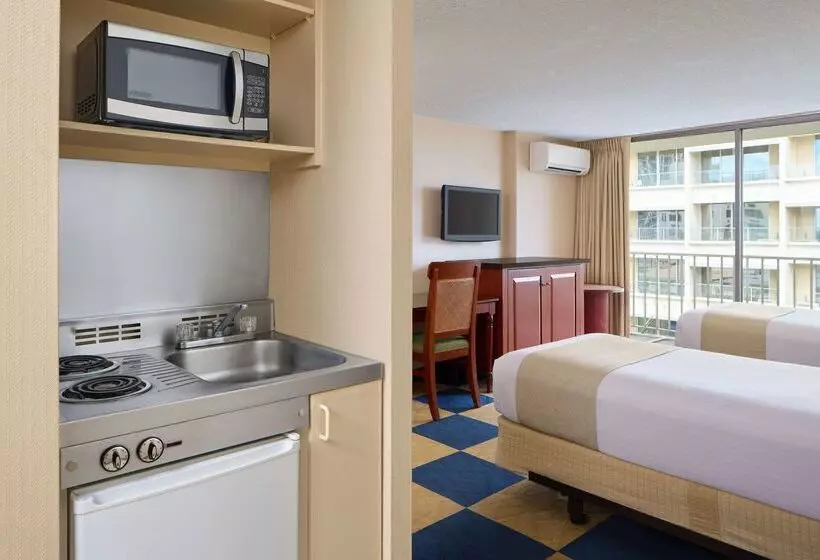 Ewa Hotel Waikiki