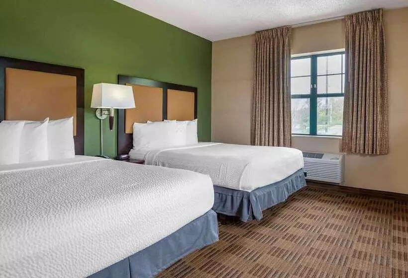 בית מלון כפרי Extended Stay America Suites Edison Raritan Center