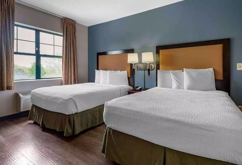 בית מלון כפרי Extended Stay America Suites Edison Raritan Center
