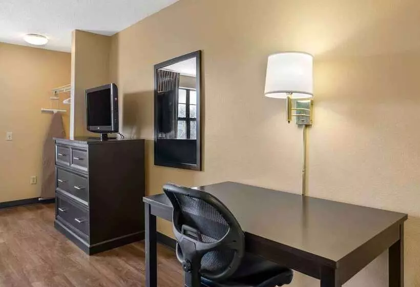 酒店 Extended Stay America Suites St. Petersburg Clearwater Executive Dr