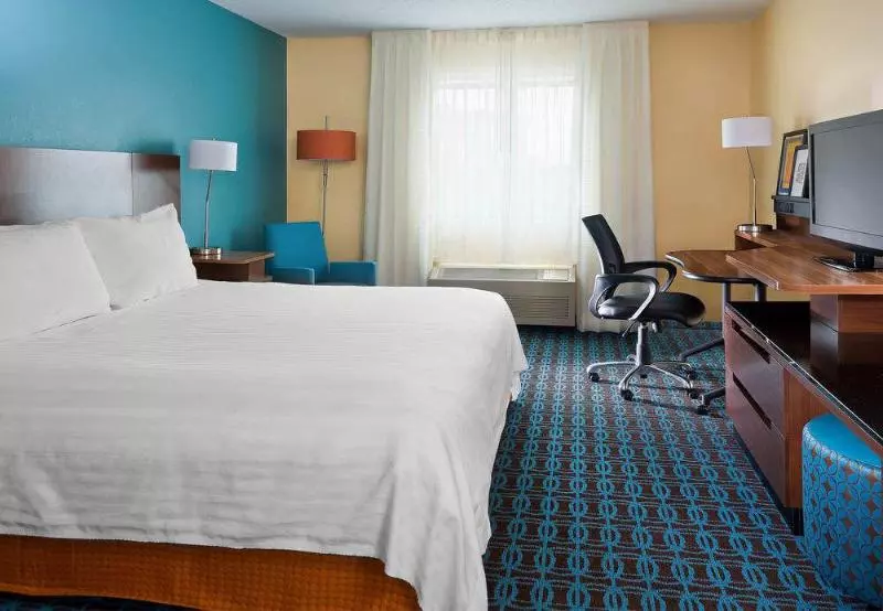 호텔 Fairfield Inn & Suites Lexington Keeneland Airport
