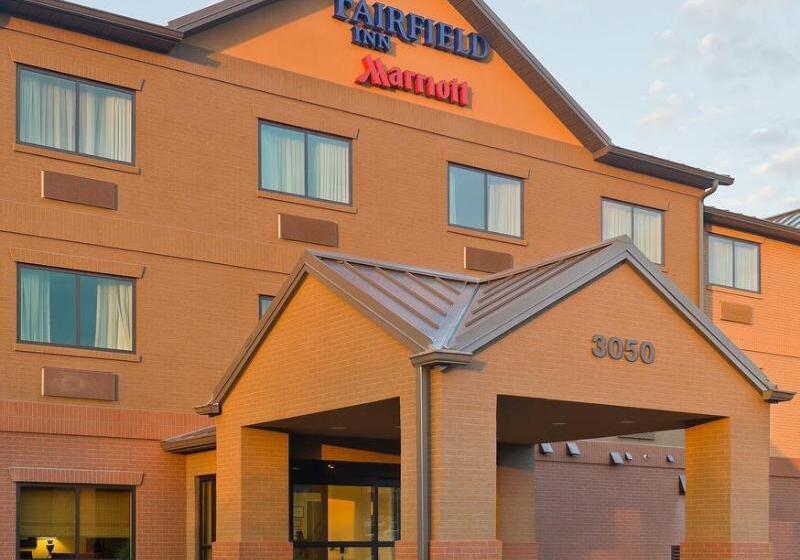 Отель Fairfield Inn & Suites Lexington Keeneland Airport
