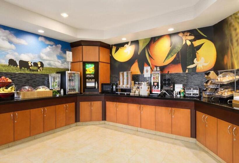 هتل Fairfield Inn & Suites Omaha East/council Bluffs, Ia