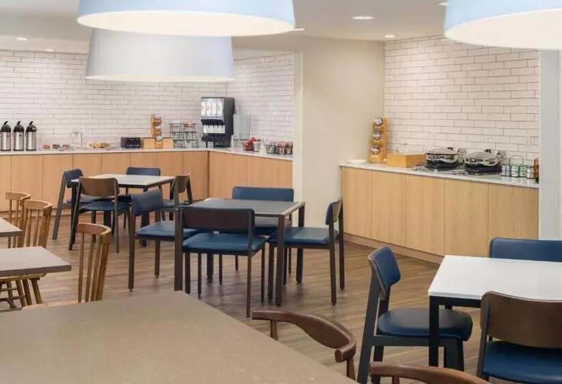 酒店 Fairfield Inn & Suites By Marriott Portland Airport