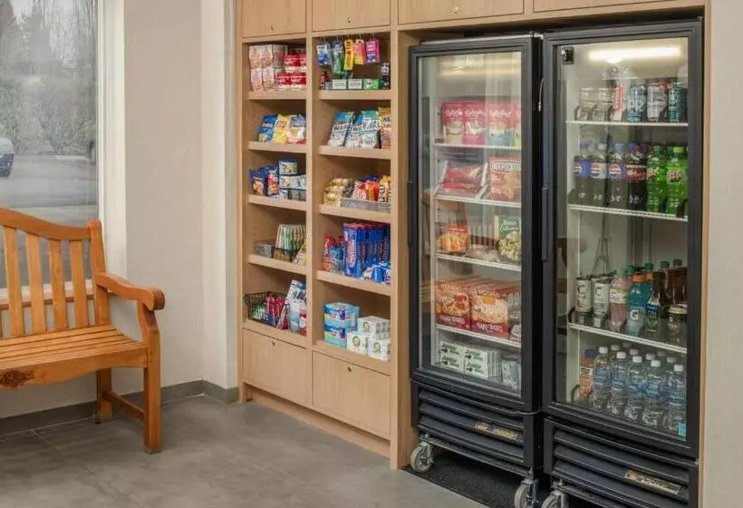 酒店 Fairfield Inn & Suites By Marriott Portland Airport