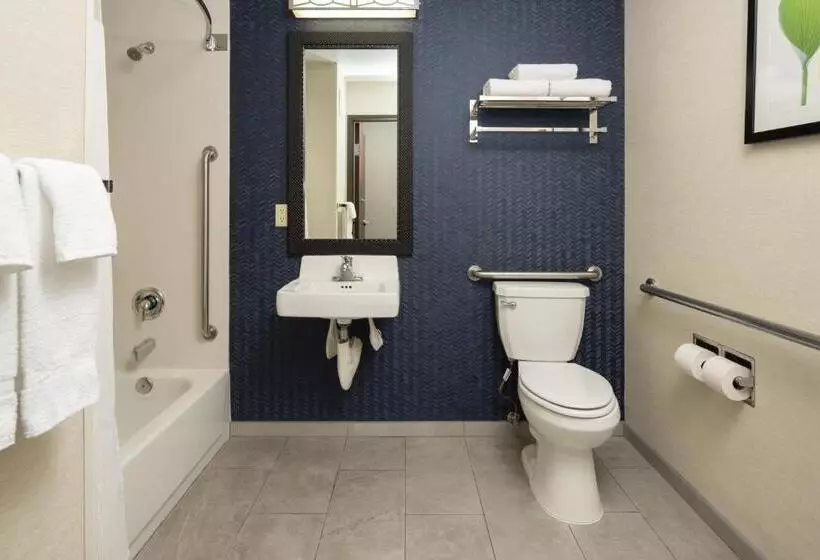 酒店 Fairfield Inn & Suites By Marriott Portland Airport