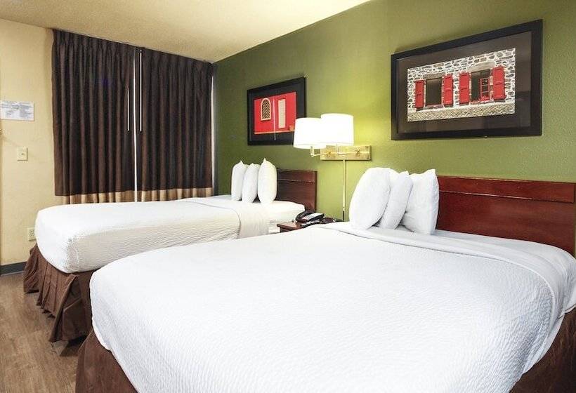 בית מלון כפרי Home 1 Suites Extended Stay