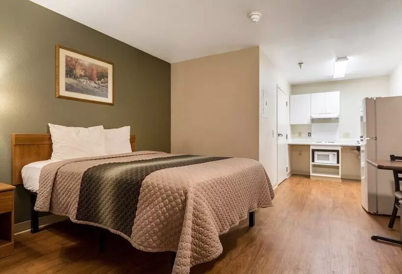 فندق Hometowne Studios By Red Roof Denver   Lakewood West