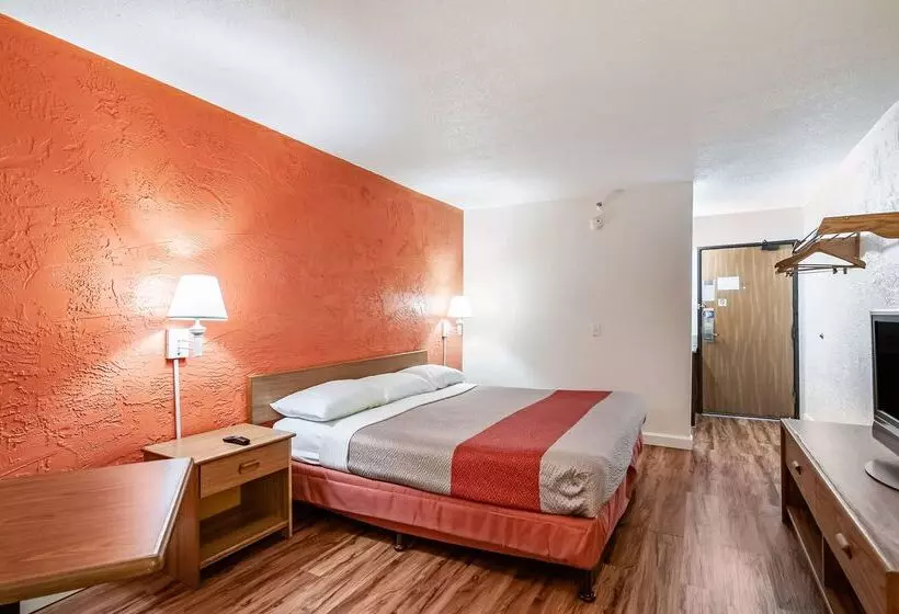 Motel 6 naperville, Il