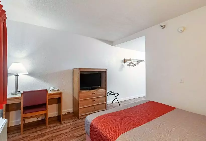 Motel 6 naperville, Il