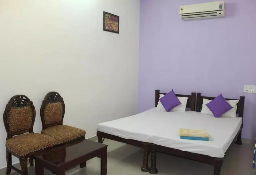 Retkeilymaja Tulsi Palace