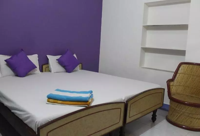 Retkeilymaja Tulsi Palace