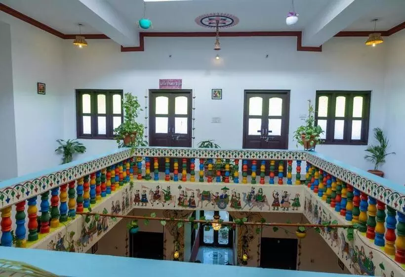 Retkeilymaja Tulsi Palace