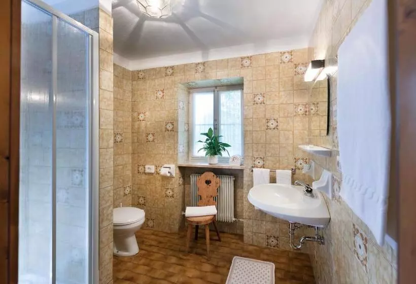 هتل Gasthof Tschötscherhof