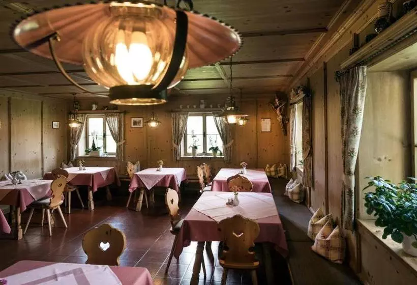 هتل Gasthof Tschötscherhof