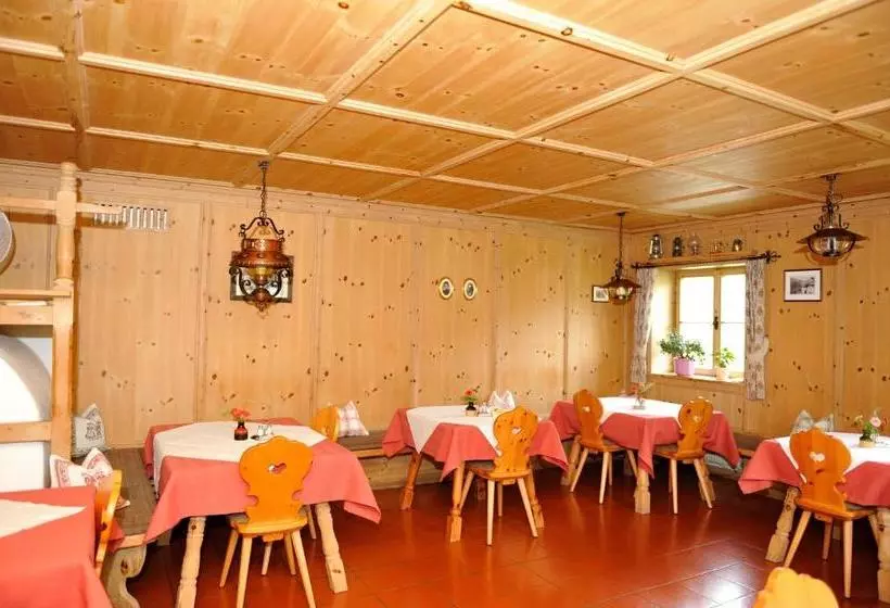 هتل Gasthof Tschötscherhof