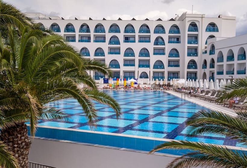 Infinity By Yelken Aquapark&resorts Kuşadasi