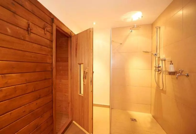 پانسیون Appartementhaus Gratz