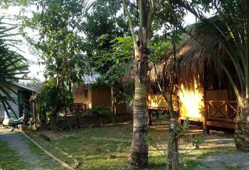 Lomakeskus Chiang Dao Hut