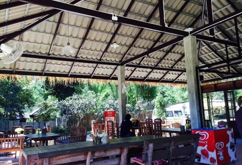 Lomakeskus Chiang Dao Hut