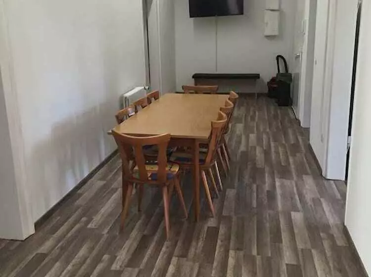 Retkeilymaja Unterkunft Göppingen