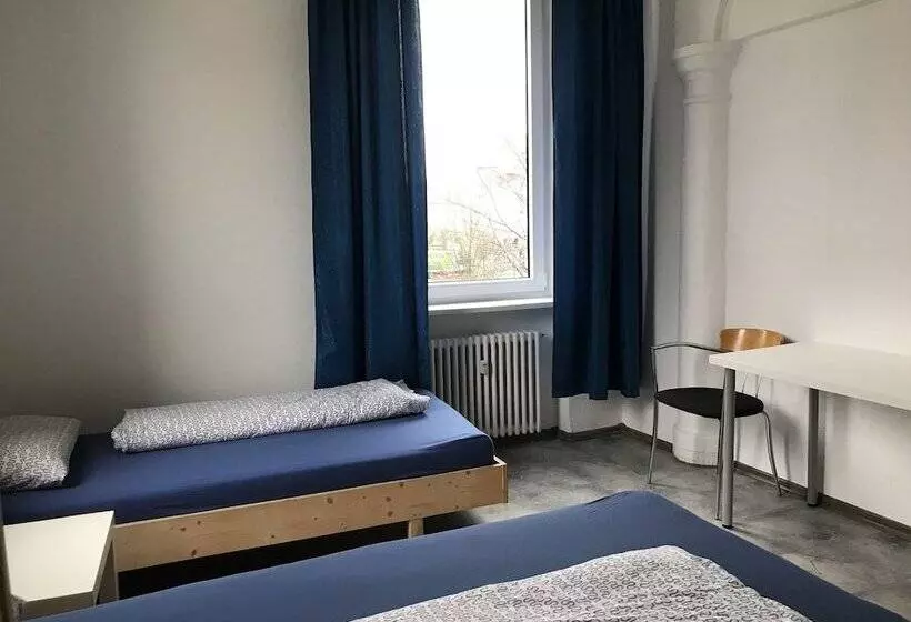 Retkeilymaja Unterkunft Göppingen