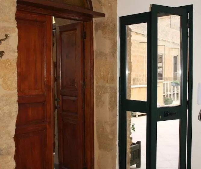 B&b Batarà   La Terrazza Del Centro