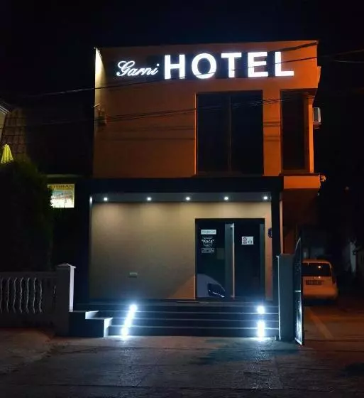 تختخواب و صبحانه Garni Hotel Kaća