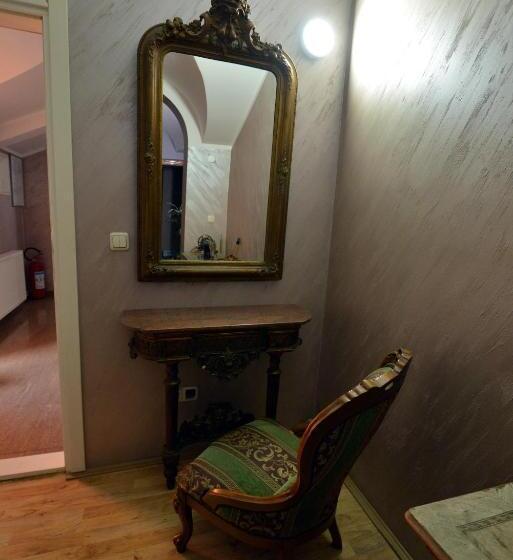 تختخواب و صبحانه Garni Hotel Kaća