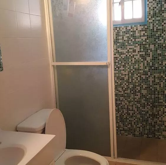 ベッドアンドブレックファースト Pink Palace Panama