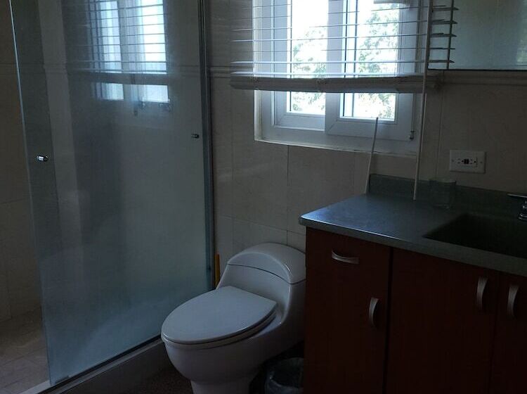 צימר Pink Palace Panama