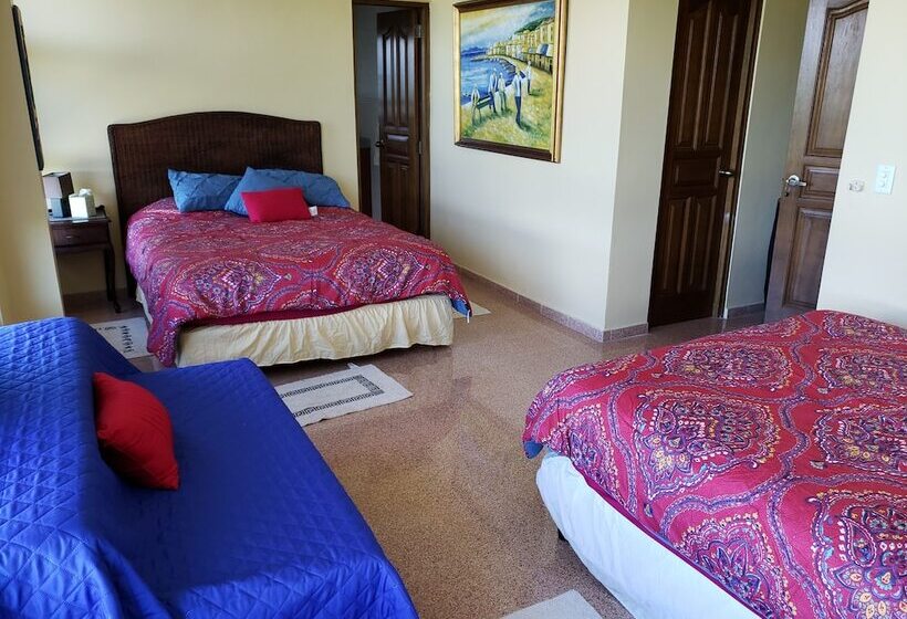 צימר Pink Palace Panama