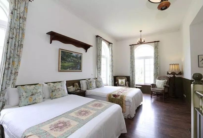 تختخواب و صبحانه Yun Shan Shuei Villa Home