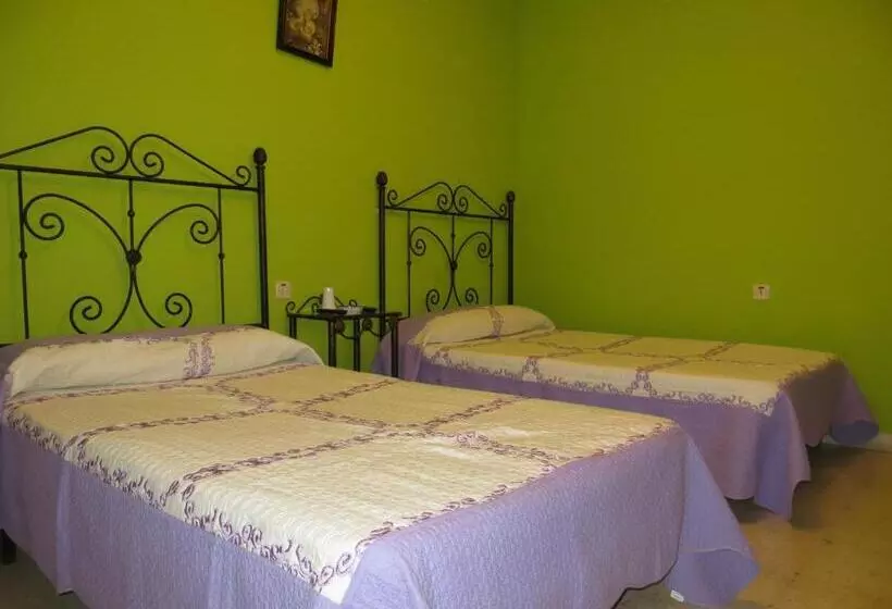 Hostal Restaurante Reina