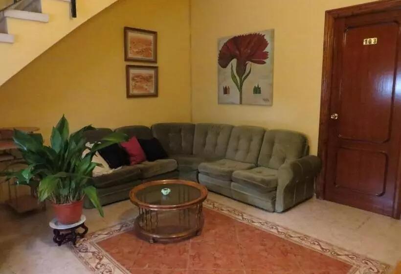 Hostal Restaurante Reina